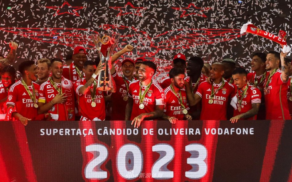 展现了室内 展现了室内