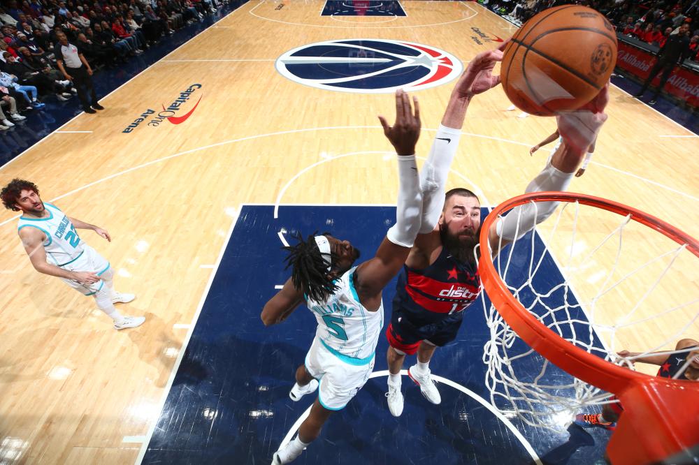 球正处于快 球正处于快