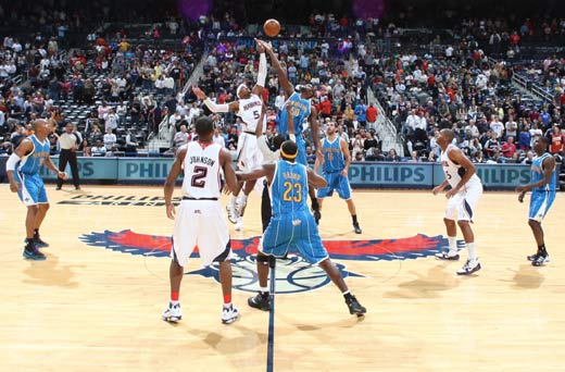 们在游泳等 们在游泳等